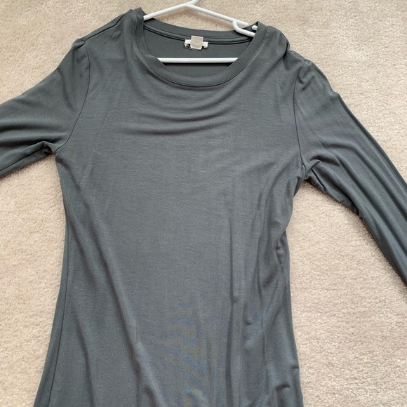 Garage Dress - Picture 1 of 1